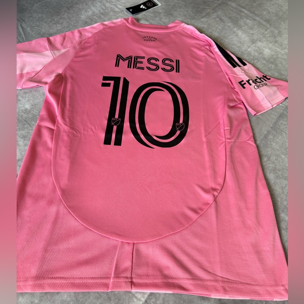 Inter Miami Home Messi 10 Fan Version - Picture 7 of 8